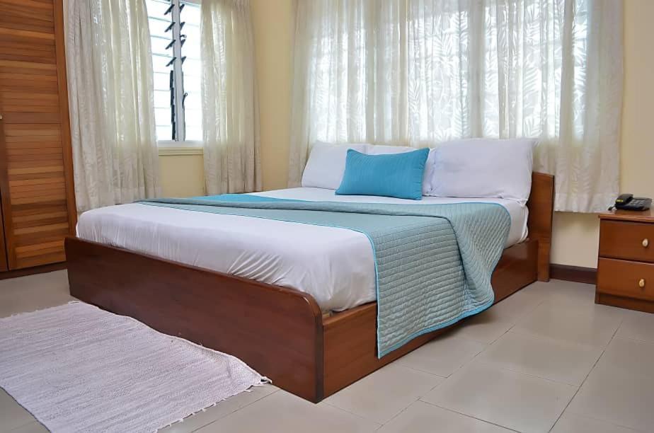 Hotel Loreto Cape Coast Extérieur photo