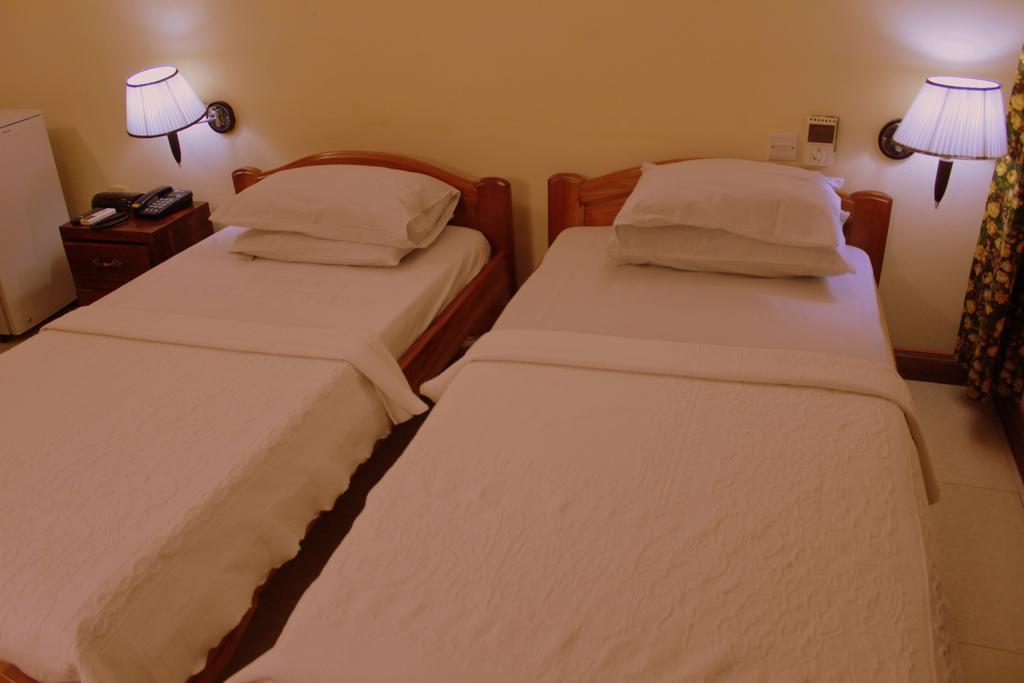 Hotel Loreto Cape Coast Extérieur photo