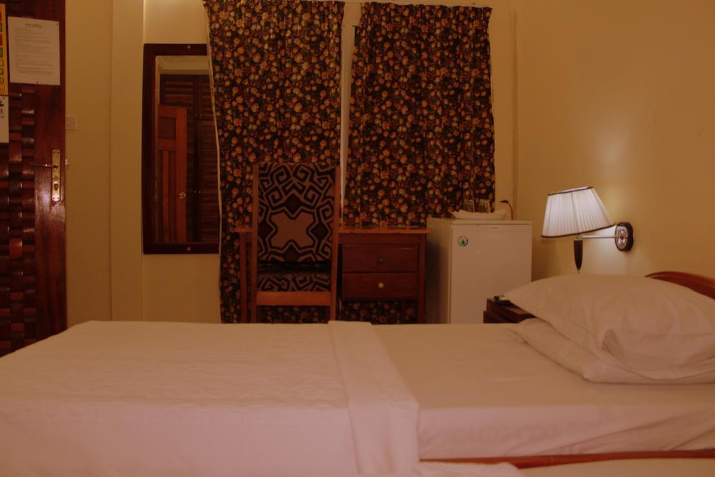 Hotel Loreto Cape Coast Extérieur photo