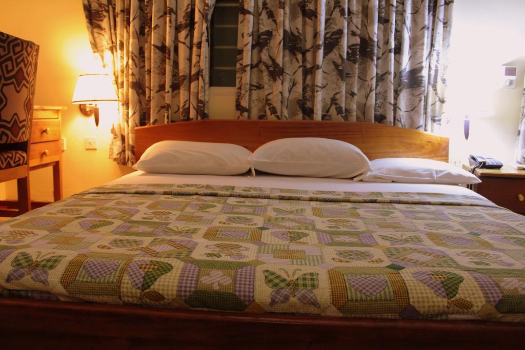 Hotel Loreto Cape Coast Extérieur photo