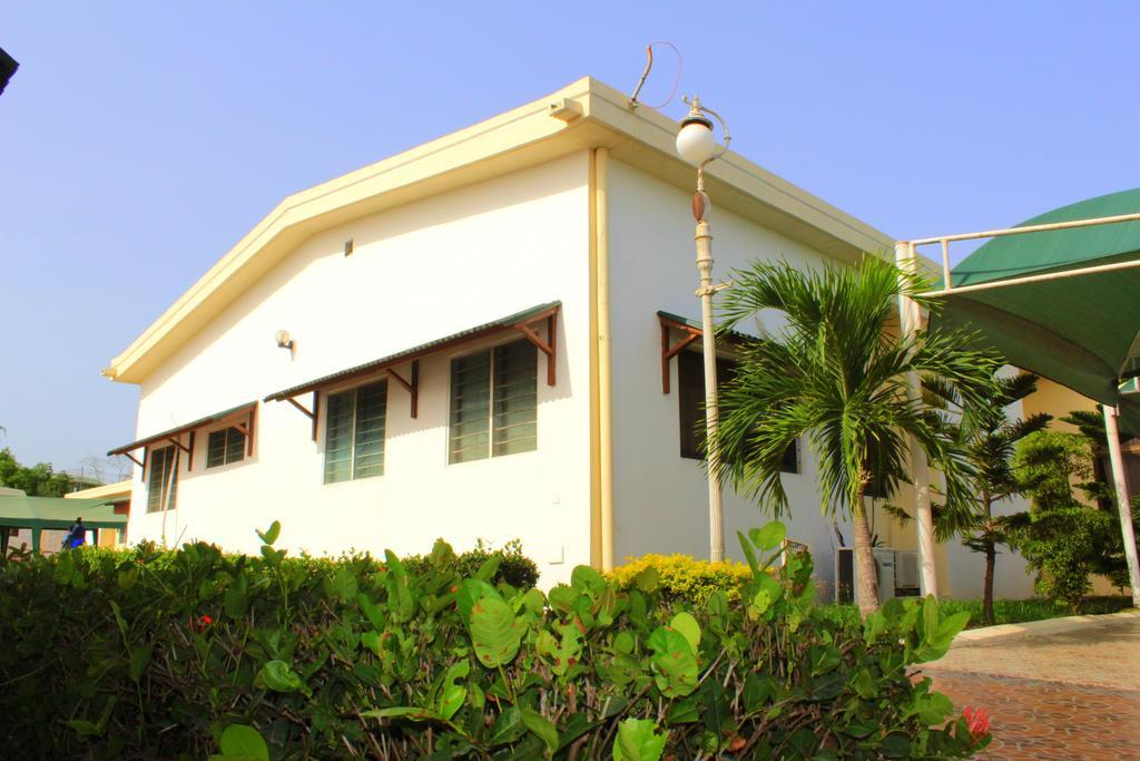 Hotel Loreto Cape Coast Extérieur photo