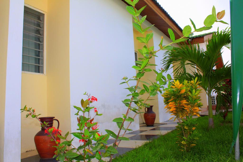 Hotel Loreto Cape Coast Extérieur photo