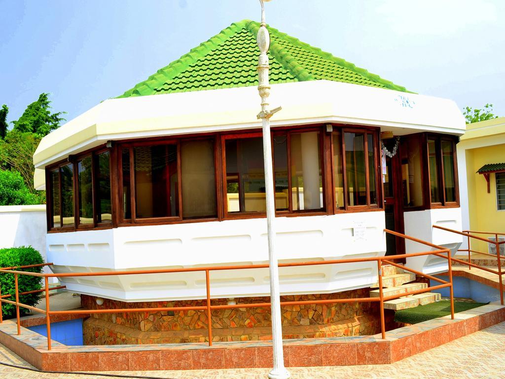 Hotel Loreto Cape Coast Extérieur photo