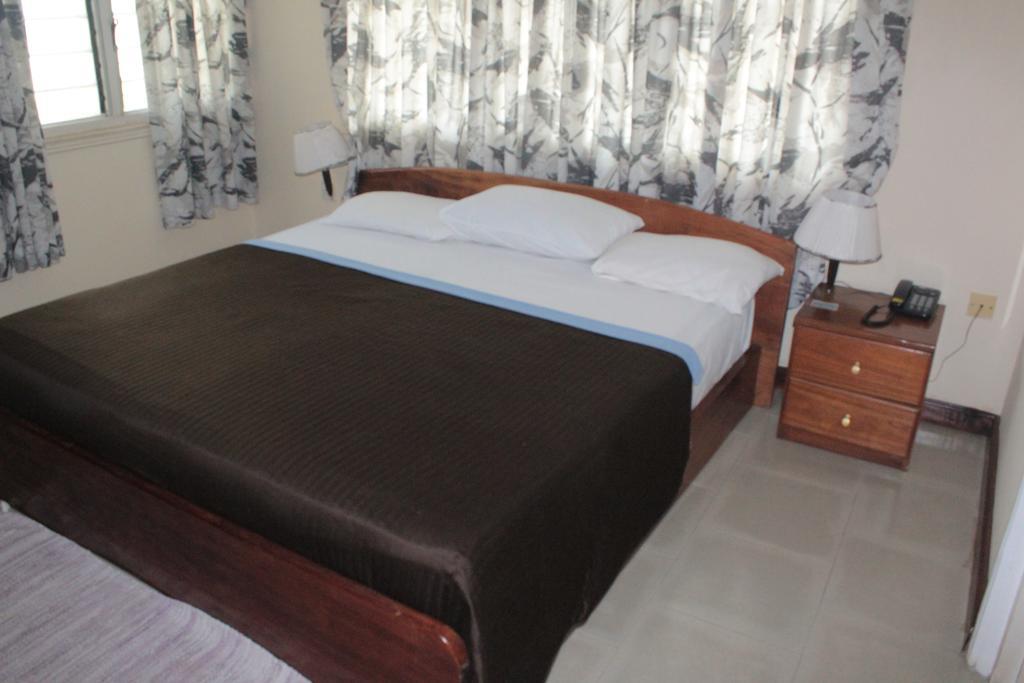 Hotel Loreto Cape Coast Extérieur photo